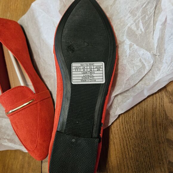 New Red Ballet Flat Pointy toe Loafers With Gold Detailing - Picture 3 of 5